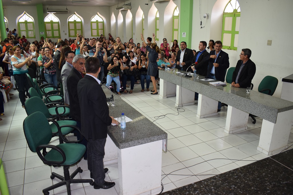 Câmara aprova indicativo de projeto que beneficia professores de Campo Maior