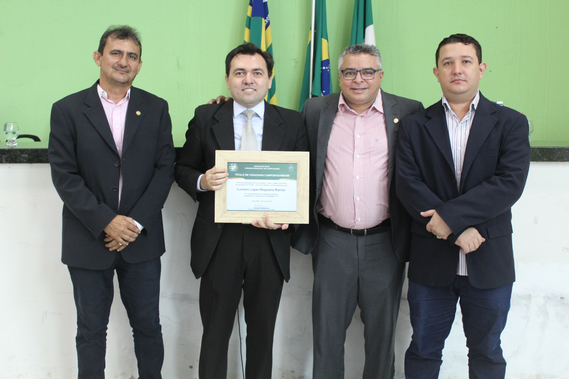 Câmara Legislativa concede título de cidadania a promotor de justiça de Campo Maior